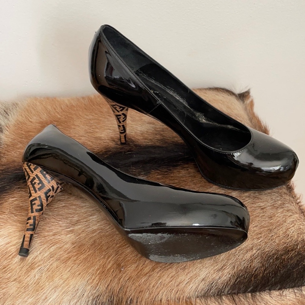 authentic Fendi heels shoes pumps 38.5 8.5
